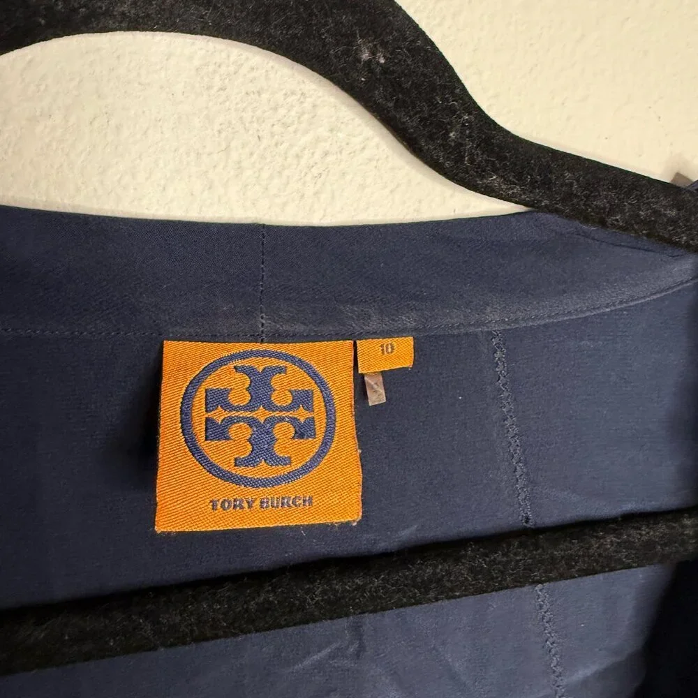 Tory Burch Women's Navy 100%‎ Silk V Neck Sleeveless Tank Top - Size 10